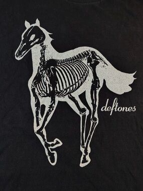 Rare Deftones White Pony Black Skeleton Horse T-Shirt Size Tagged as XL